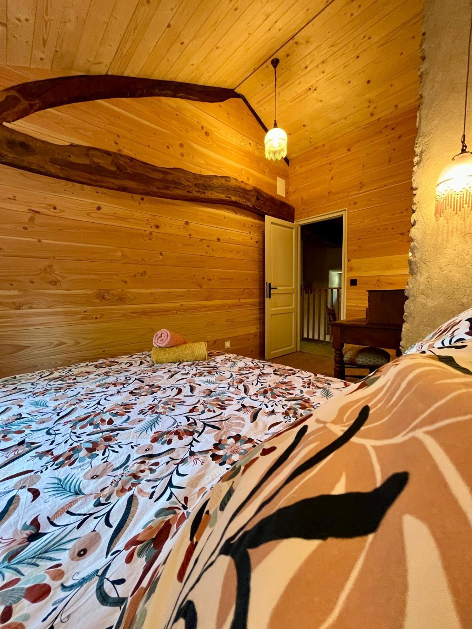 Parenthese En Foret - Lodge Baliveau Le Bez  Luaran gambar
